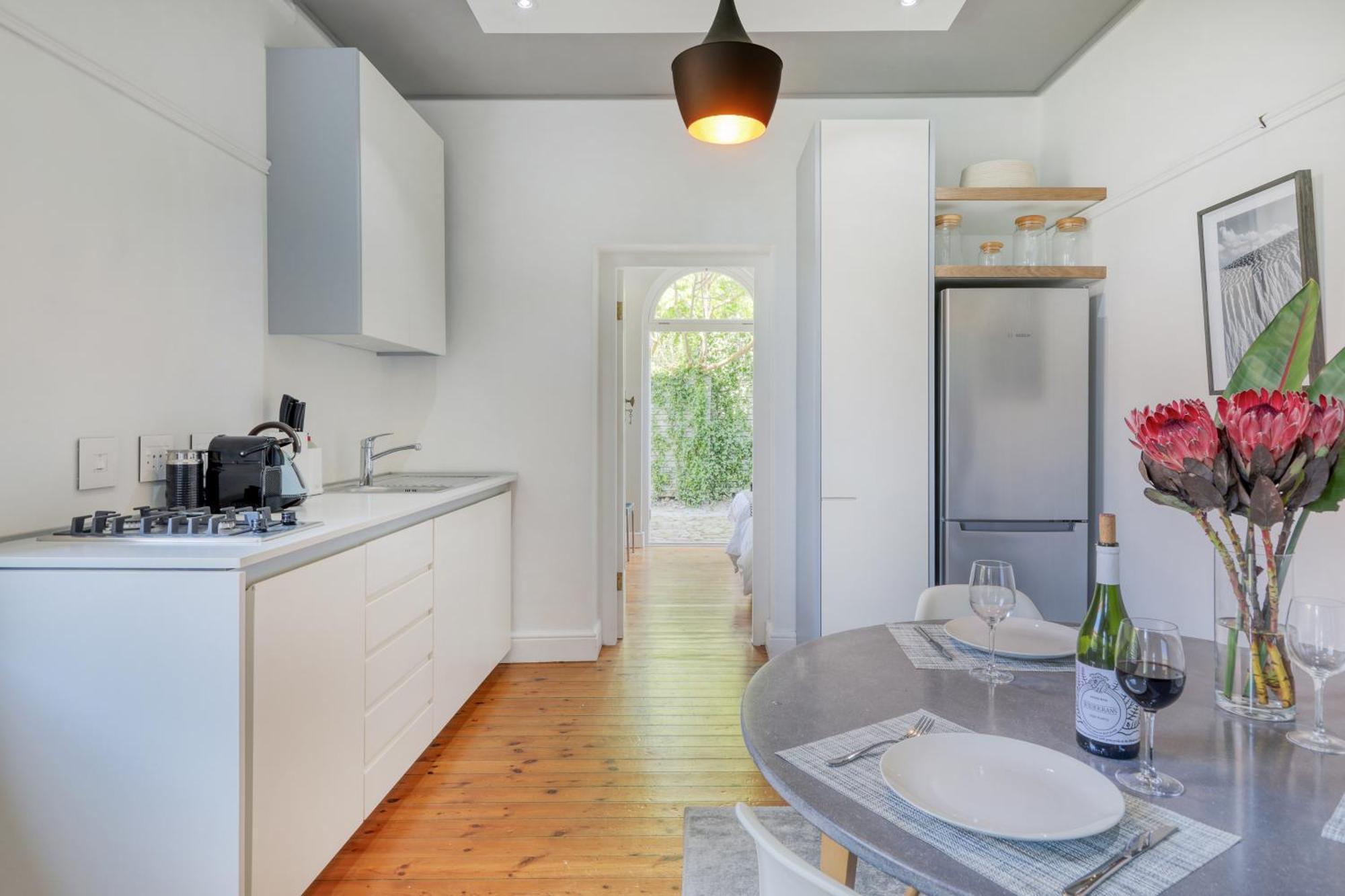 Behr Road Apartment With Sea View Patio Cape Town Dış mekan fotoğraf