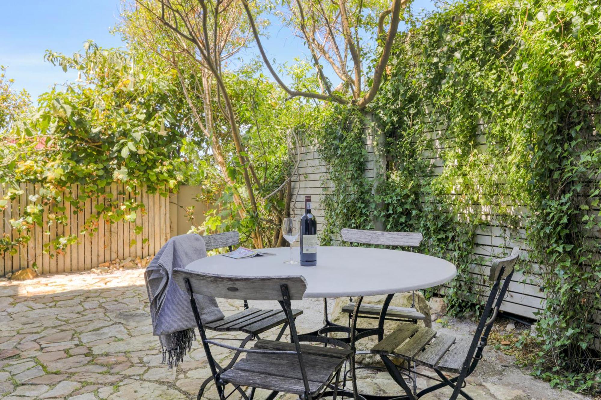 Behr Road Apartment With Sea View Patio Cape Town Dış mekan fotoğraf